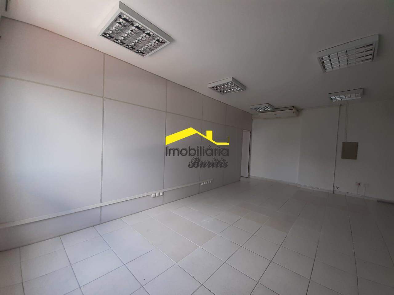 Sala para aluguel no Buritis: 